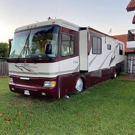 Remodeled And Comfortable Rv - Free Parking マイアミ エクステリア 写真