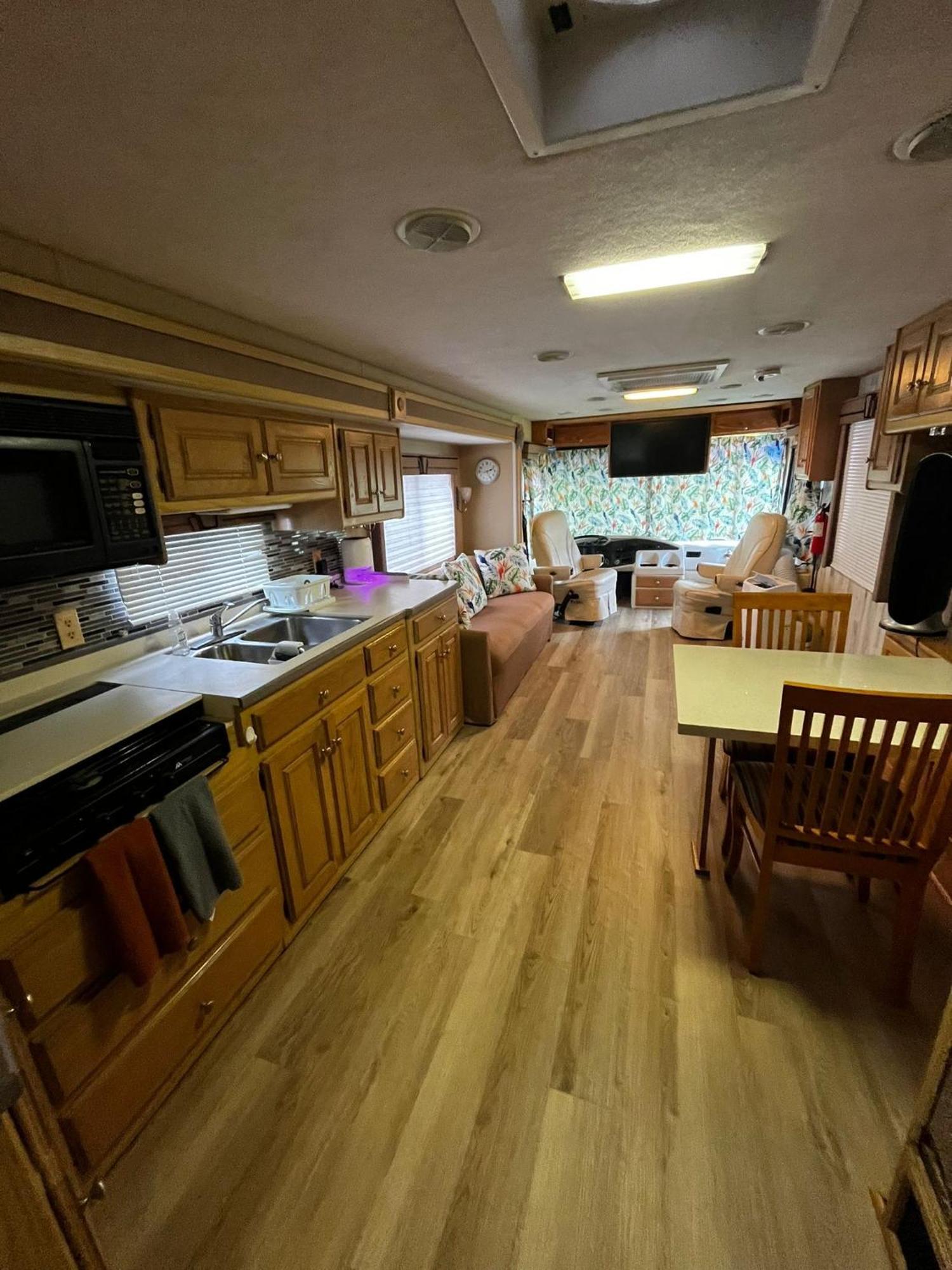 Remodeled And Comfortable Rv - Free Parking マイアミ エクステリア 写真