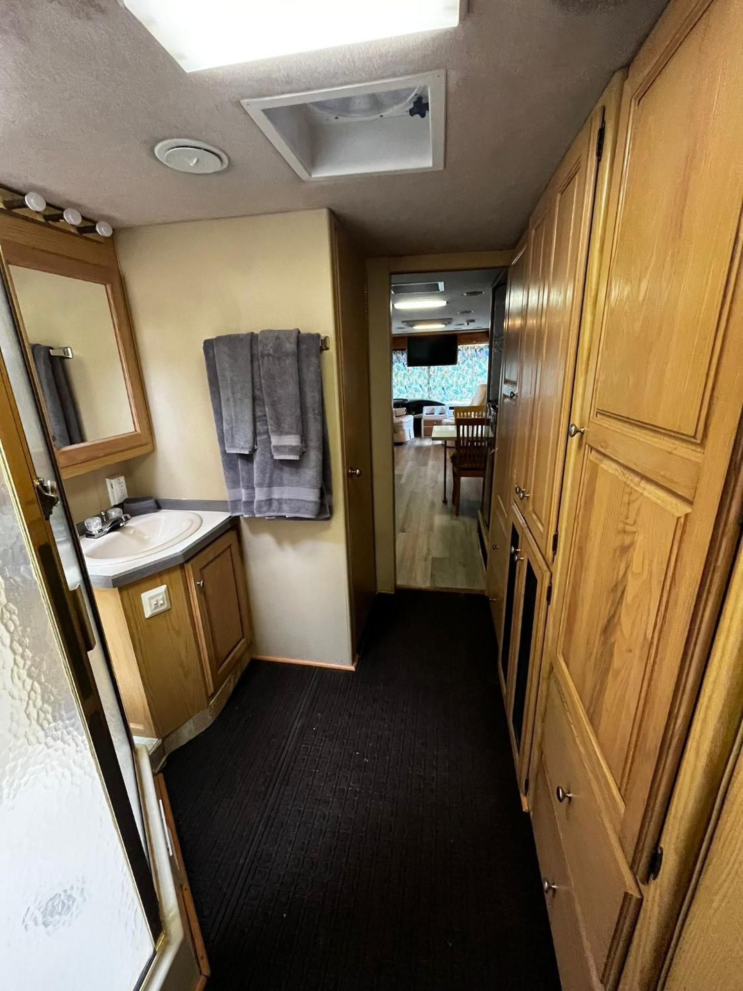 Remodeled And Comfortable Rv - Free Parking マイアミ エクステリア 写真